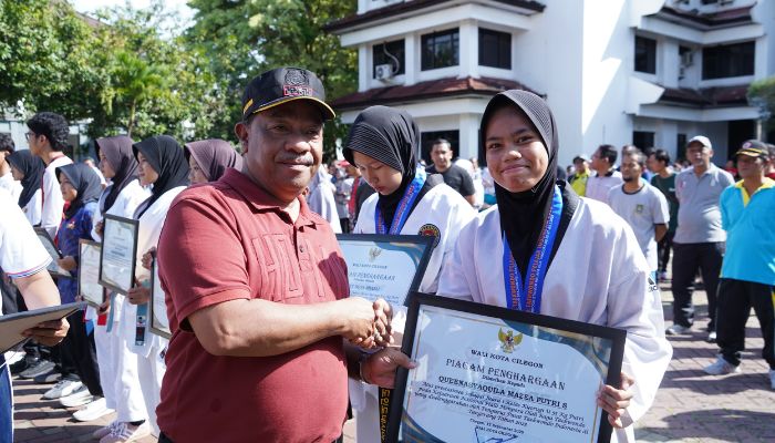 Pemkot Cilegon Serukan Satukan Semangat Bangsa Lewat Olahraga dan Beri Penghargaan ke Atlet Berprestasi