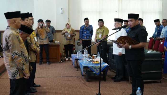 Wali Kota Robinsar Kukuhkan Kepengurusan Baru Baznas Kota Cilegon