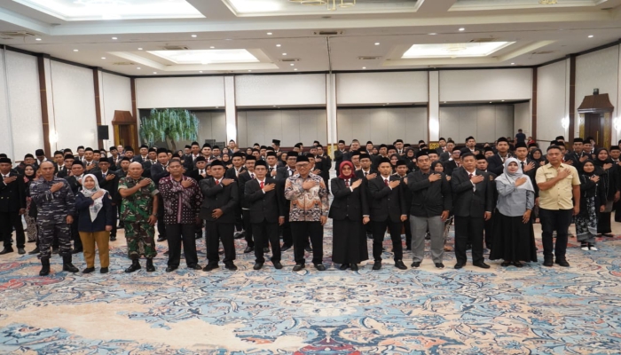 129 Anggota PPS Dilantik, Wali Kota Helldy Minta Junjung Tinggi Integritas dan Kejujuran