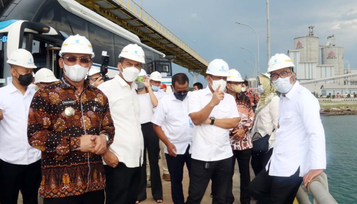 MoU BUMD Jawa Barat Dengan PT. Krakatau Steel Di Saksikan Wali Kota Cilegon